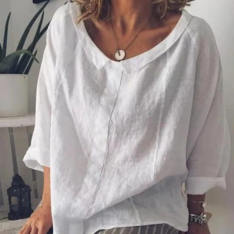 Blusa blanca de corte relajado