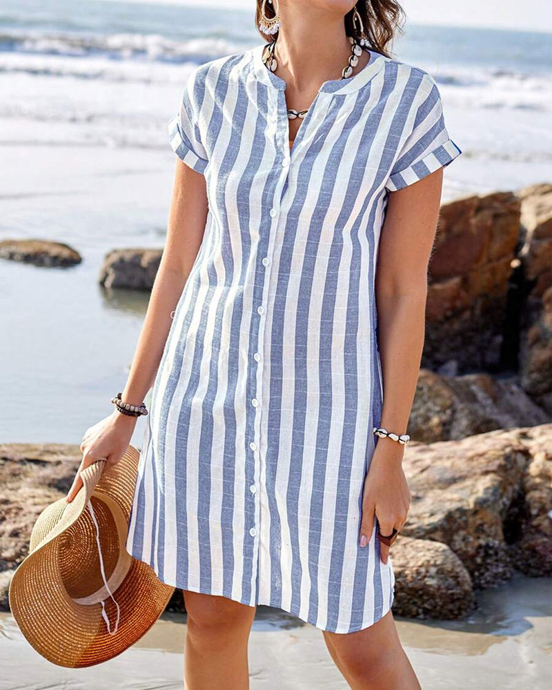 Vestido camisero de rayas azules
