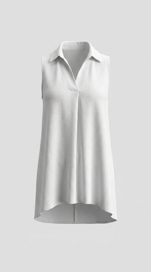 Blusa blanca sin mangas con cuello solapa