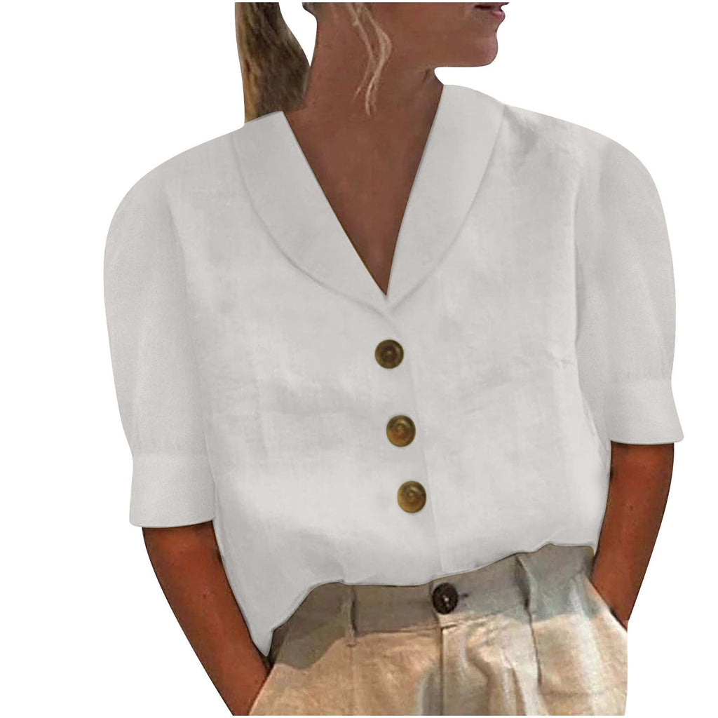 Blusa blanca con botones y detalle frontal